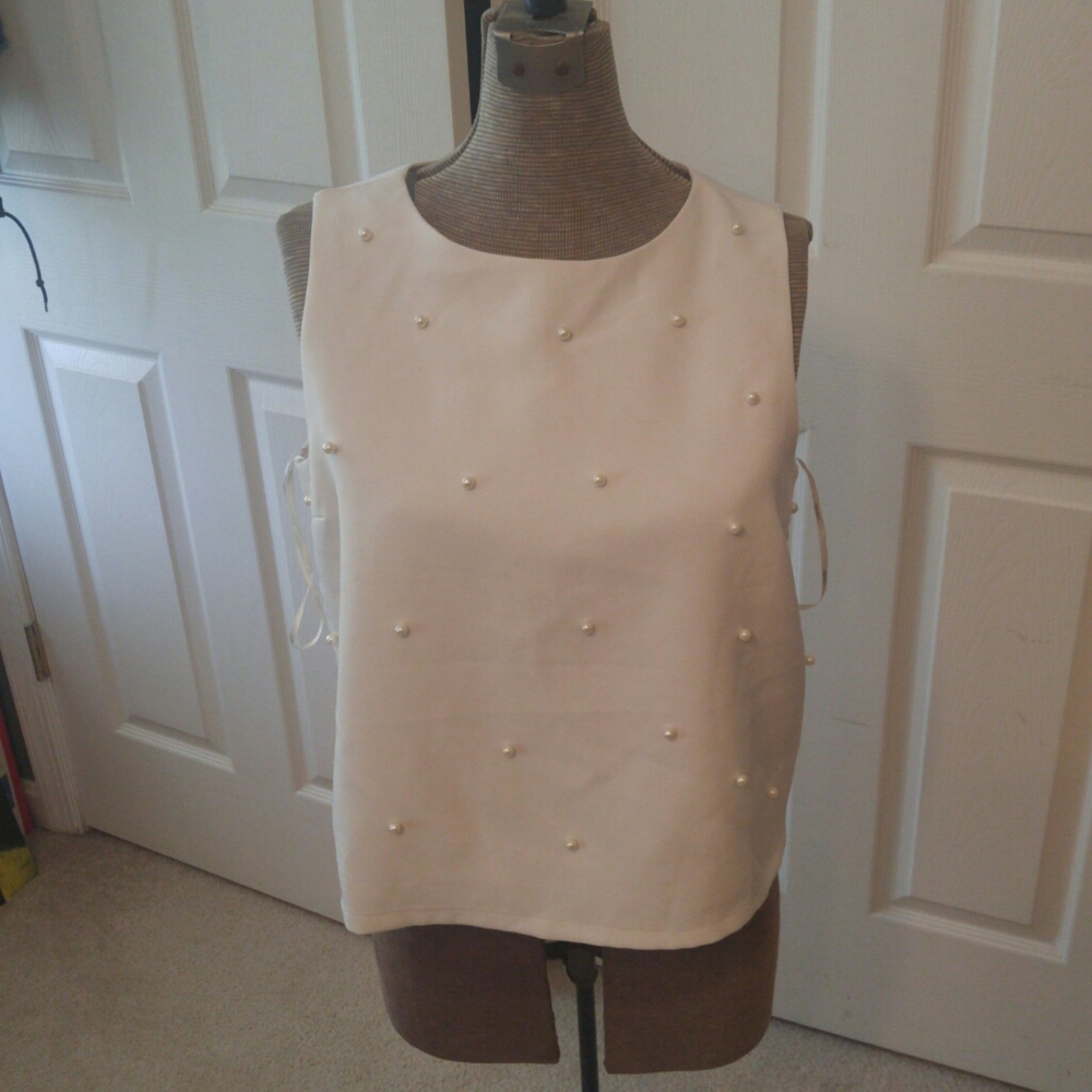 Forever 21 Pearl Top